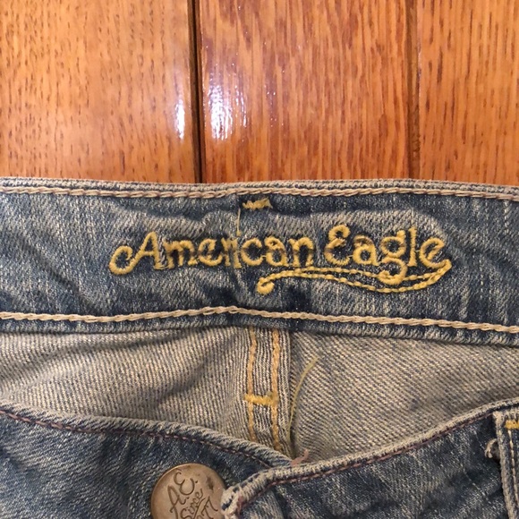 American Eagle Ladies Capris  size 6 regular! - Picture 2 of 4